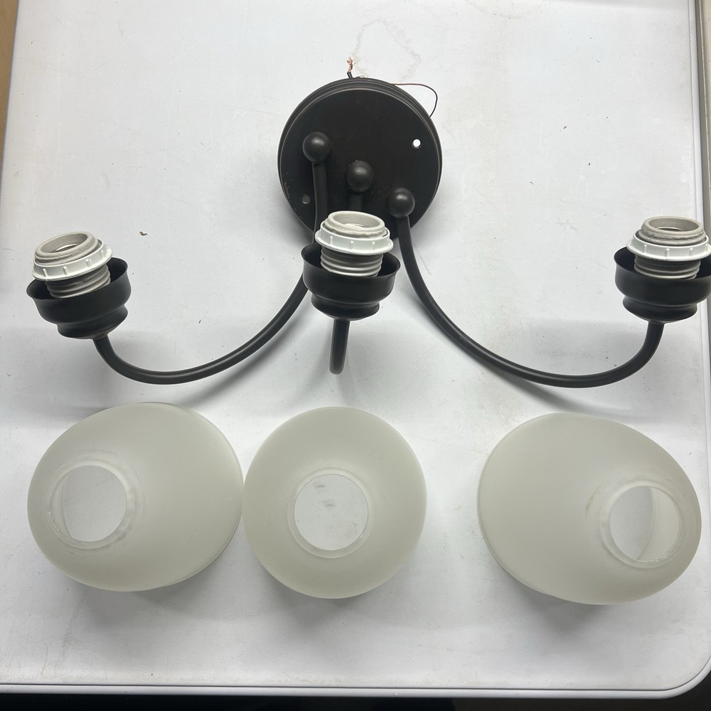 Commercial Electric 3 Light Oil Rubbed Bronze Fixture-used