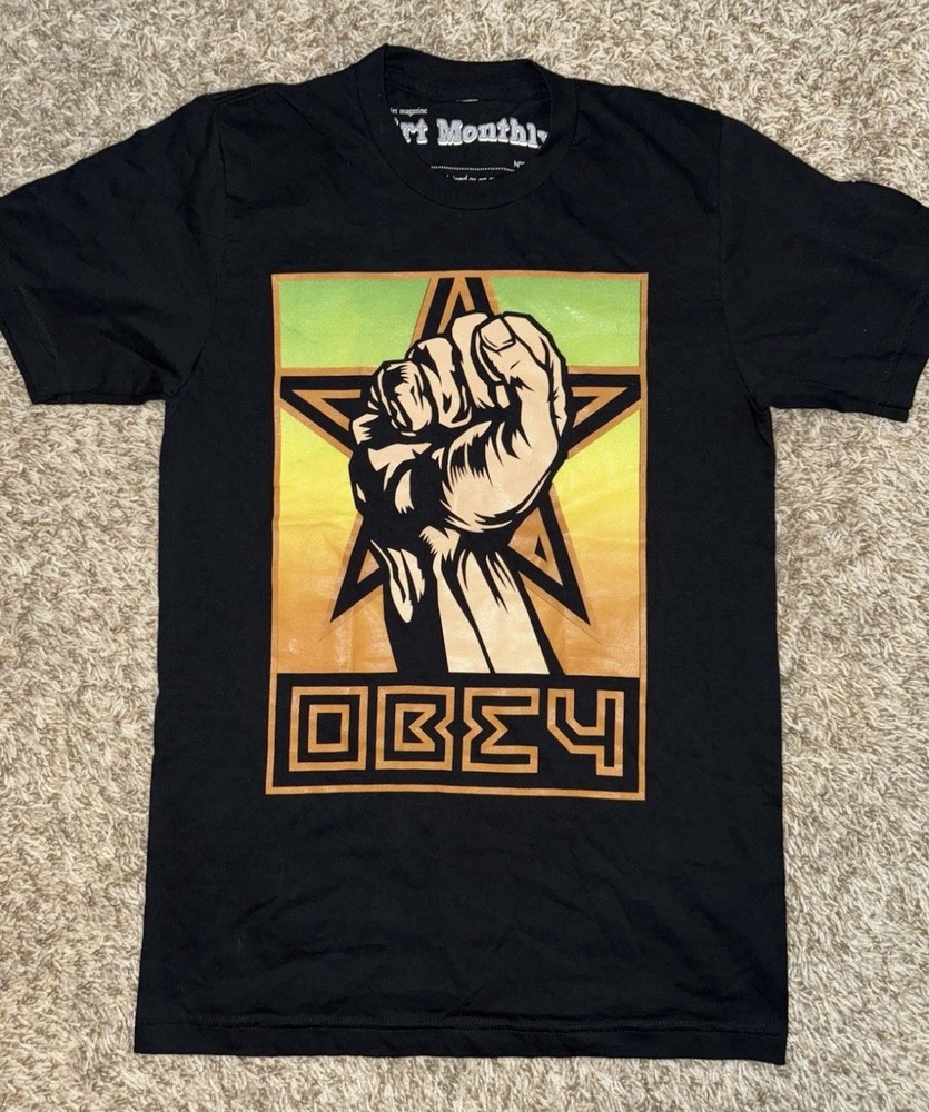 Obey Giant International Teeshirt Magazine T-Shirt Monthly. Men’s Black Medium.