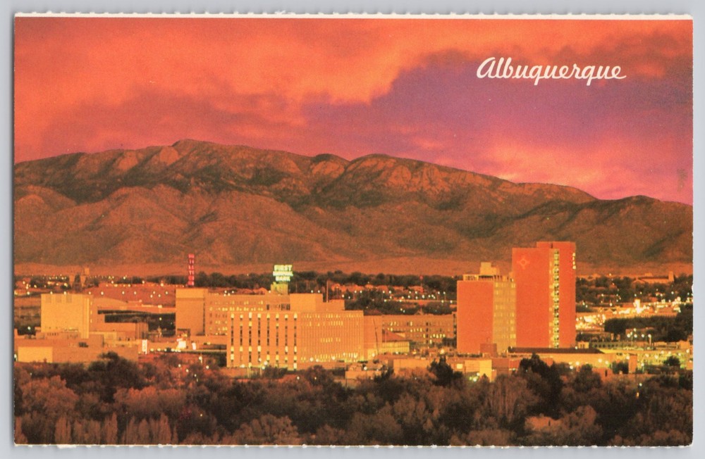 Albuquerque, New Mexico Downtown skyline with Sandia Mountains, Chrome NM-212