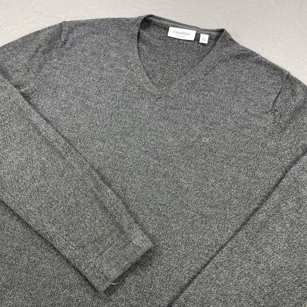 Calvin Klein Sweater Mens L Slim Gray Italian Merino Wool V Neck Pullover Soft