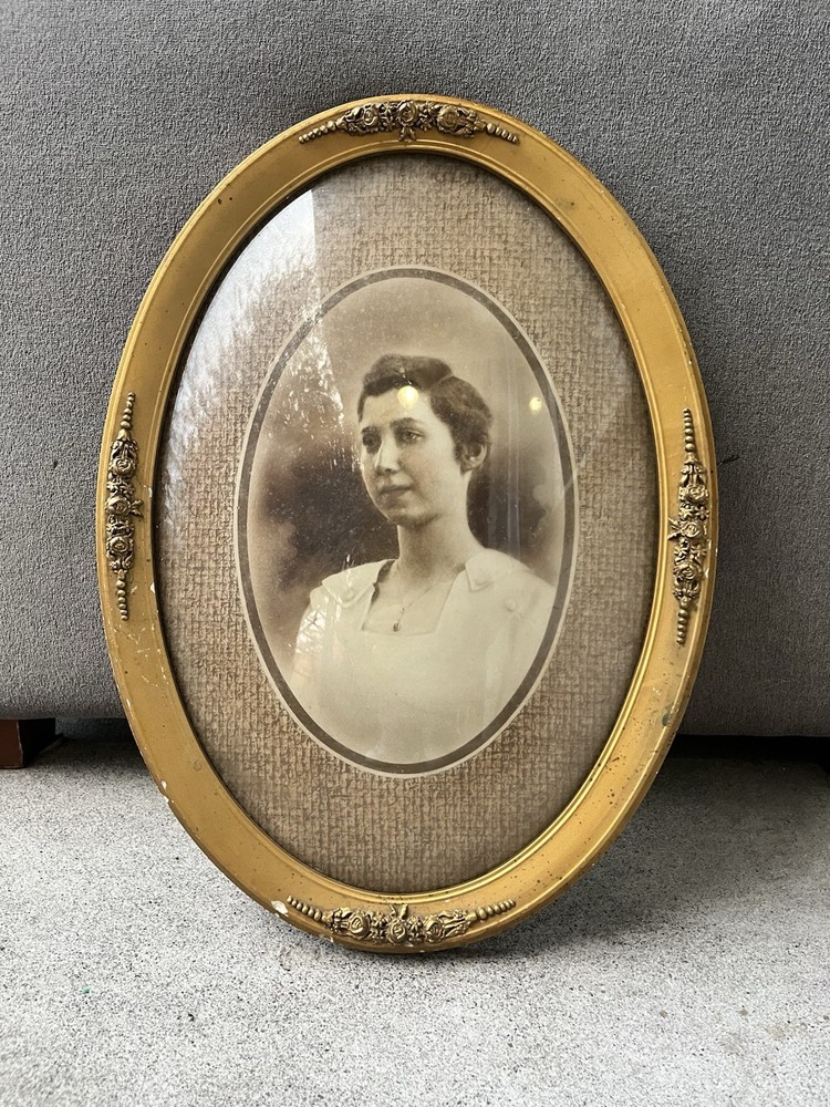 Antique Wood Oval Picture FRAME convex domed round glass Victorian
