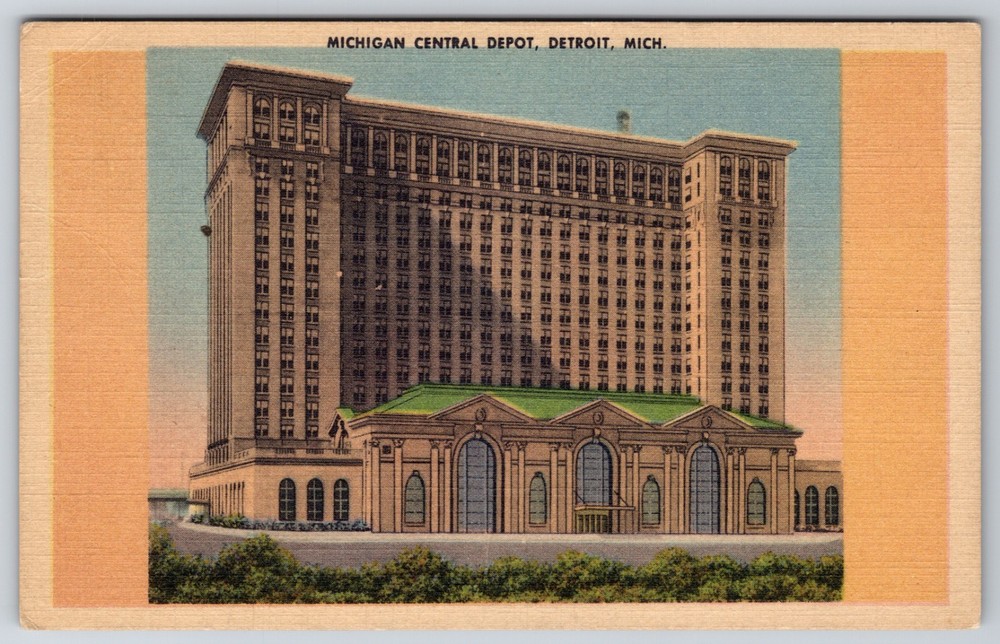 Michigan Detroit Central Train Depot Linen New York Central Railroad Postcard