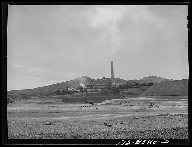 Photo:Anaconda Montana 1942 Anaconda Copper Mining Co Smelter Smokestack