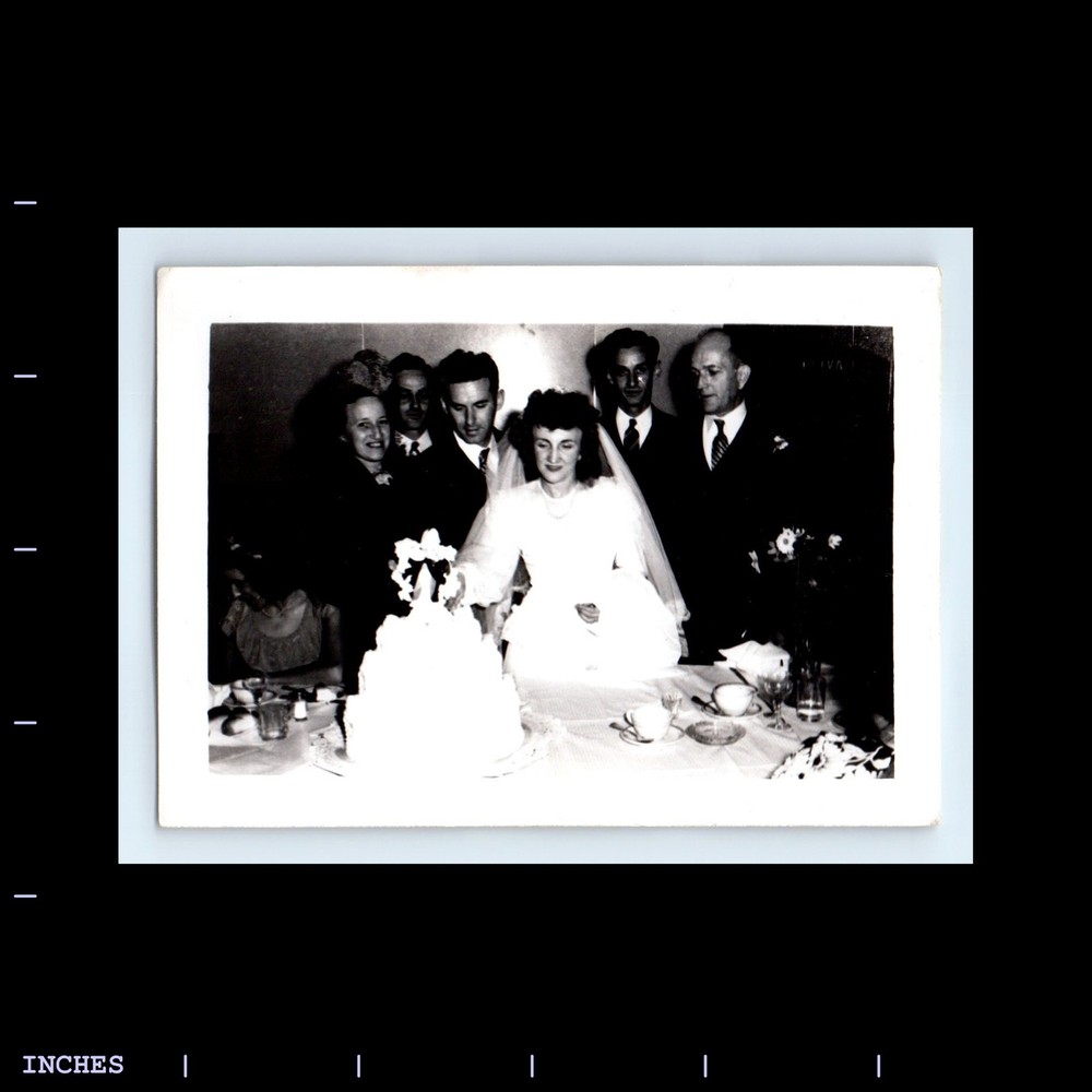 Old Vintage Photo MAN WOMAN BRIDE GROOM WEDDING CAKE TOPPER