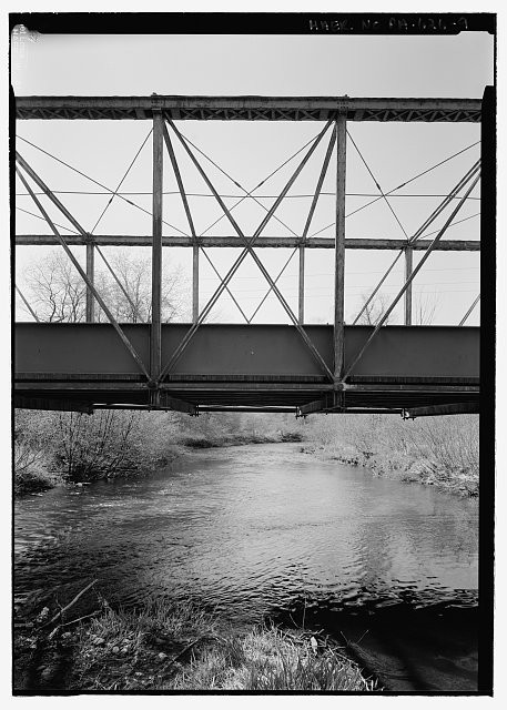 9. ELEVATION OF CENTRAL PANEL OF NORTH TRUSS. - Williams Road Bridge, Spanning