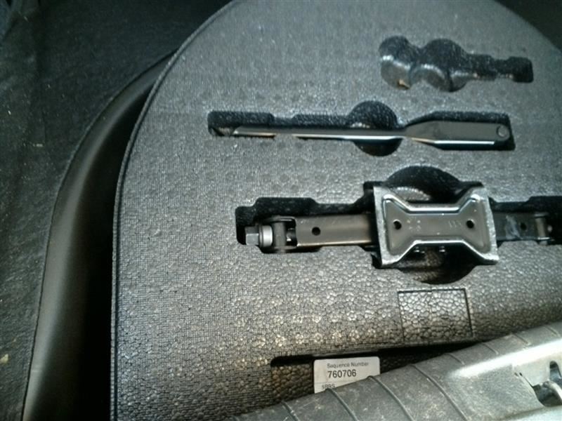 ALTIMA    2013 Jack 35193821 NO FOAM TRAY NO SPARE TIRE