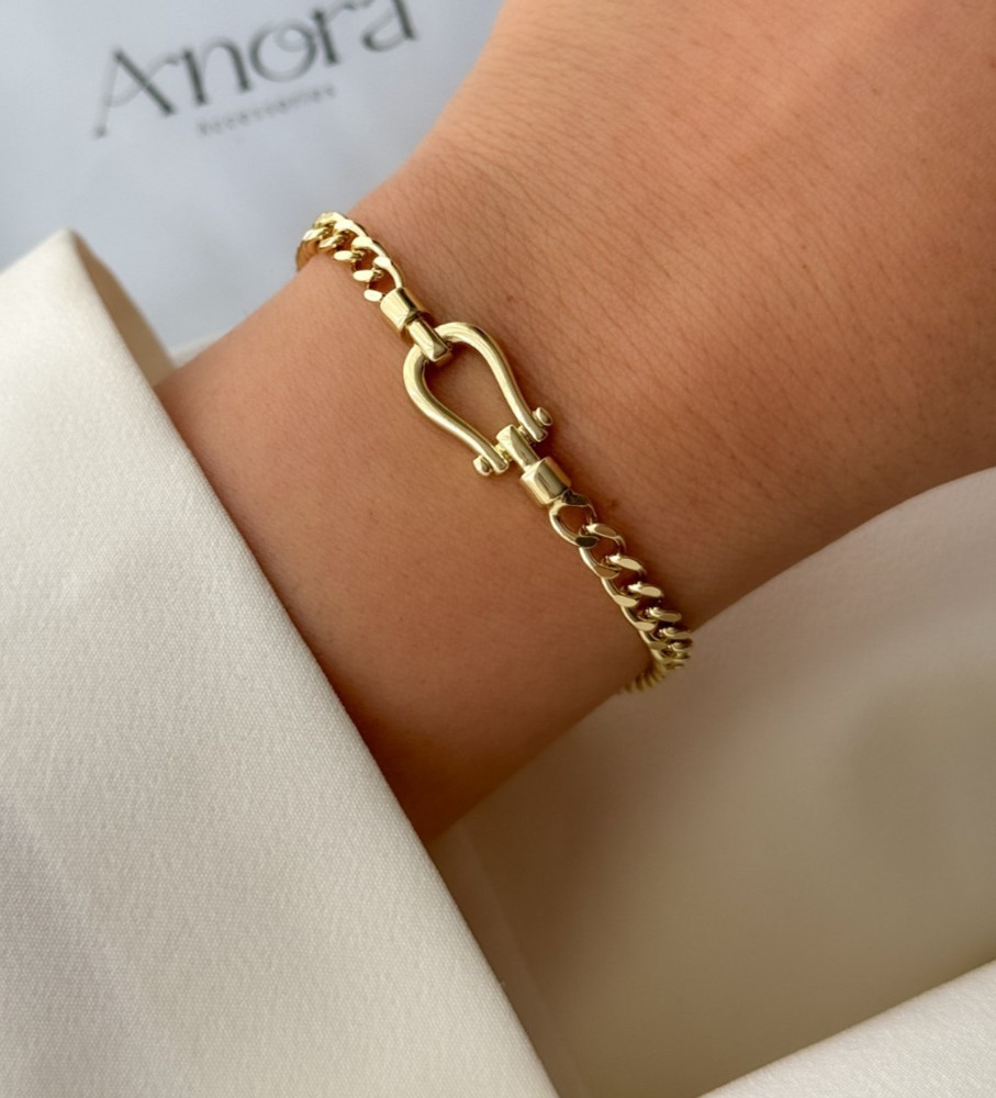Gold Plated Cuban Link Bracelet: Minimalist Buckle Design