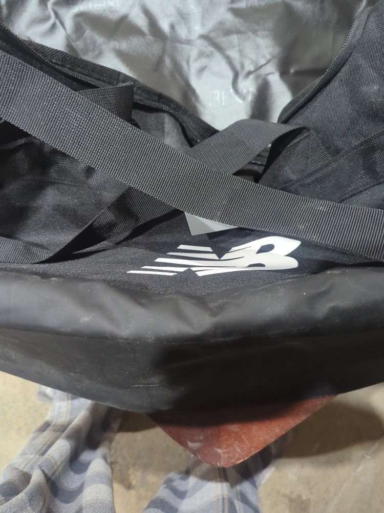New Balance Team Duffel Bag Medium Black Brand New Never Used
