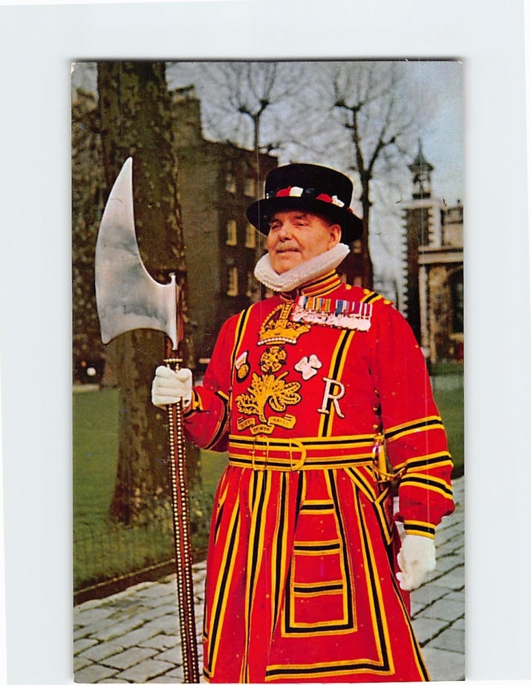 Postcard Yeoman Warder Tower of London England