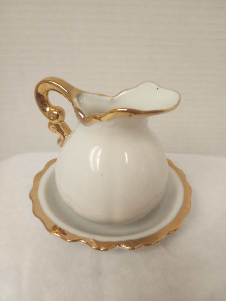 VTG Richelieu White Mini Pitcher with Plate, Both Trimmed in Gold. #6936 Japan