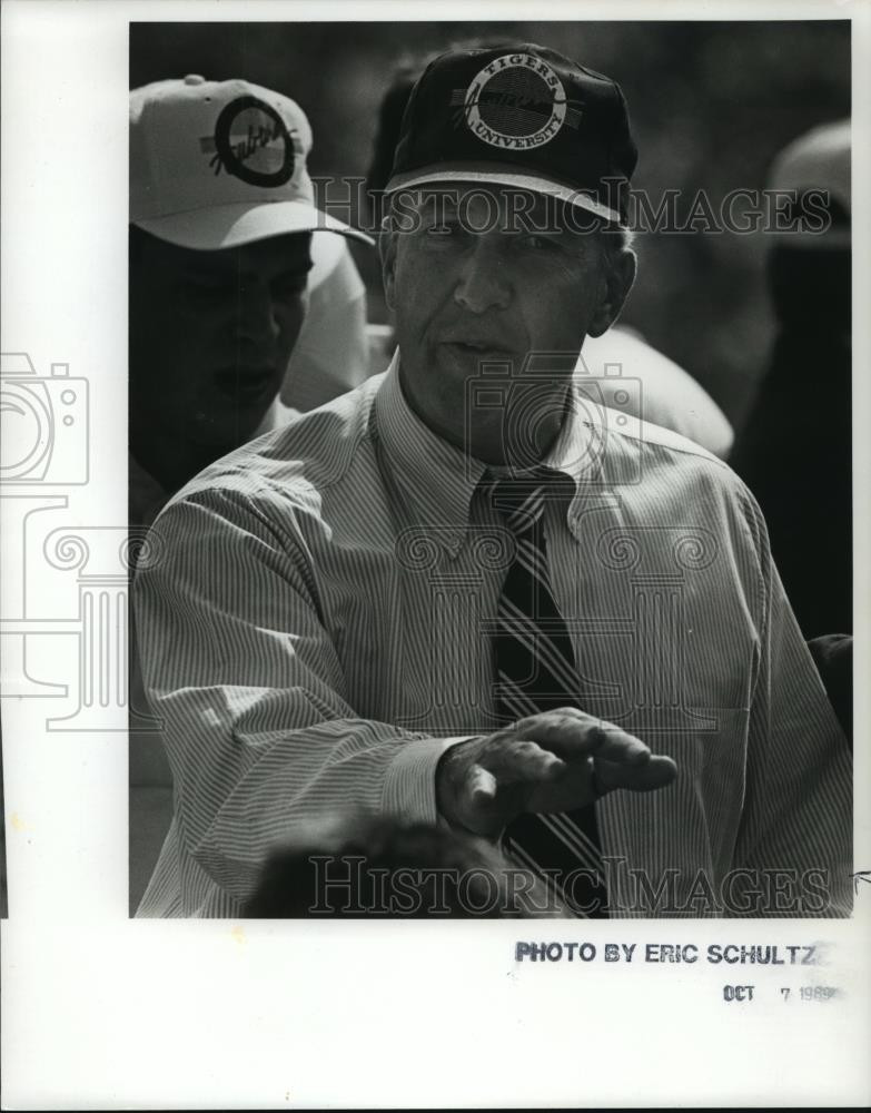 1989 Press Photo Pat Dye, Head Football Coach at Auburn University - ahta02652