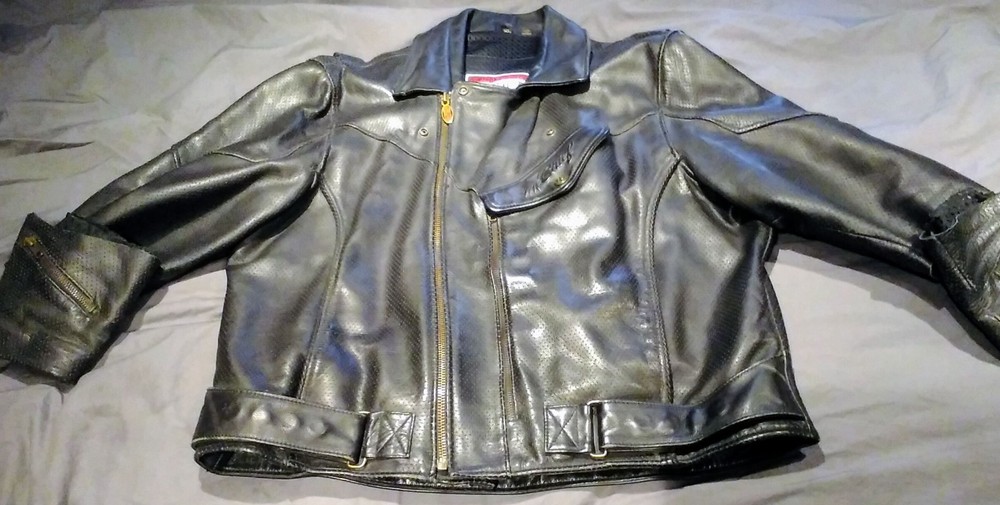 First Gear Black Leather Perforated Motorcycle Riding Jacket  Mens XL