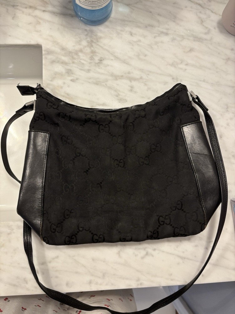 Gucci Monogram Black Medium Crossbody Bag in Good Condition