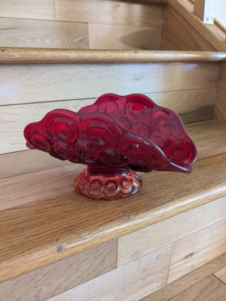 Vintage L E Smith Moon & Star Amberina Banana Boat Red Hand Blown Glass 9x6x5 Inches-image