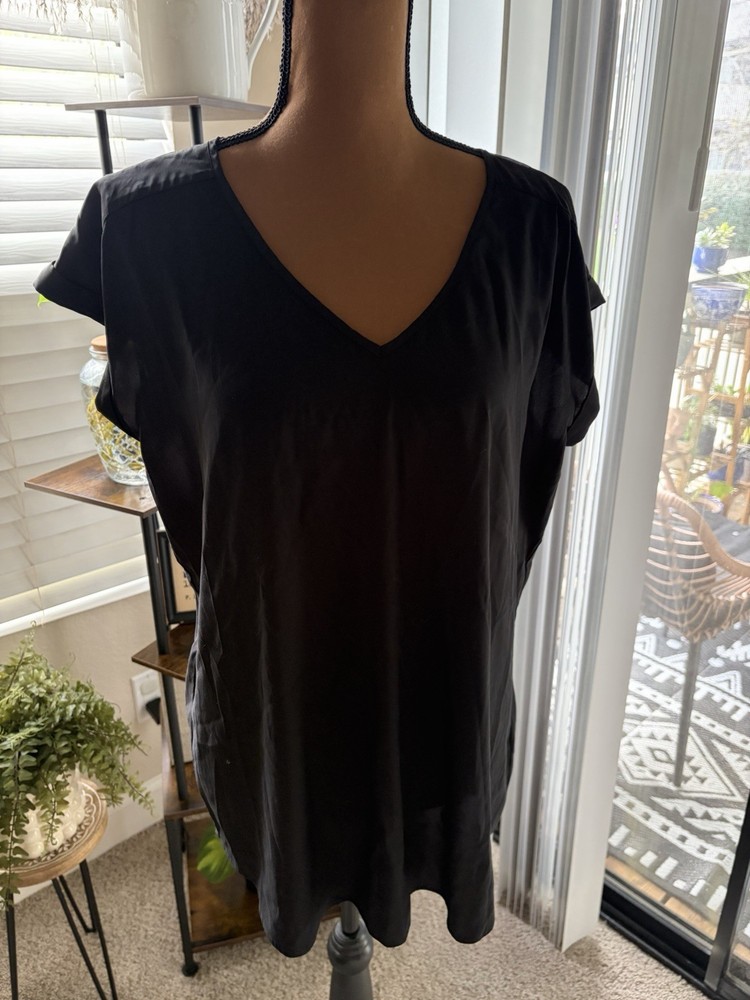 Express Black V Neck Blouse Size Large Short Sleeve Top