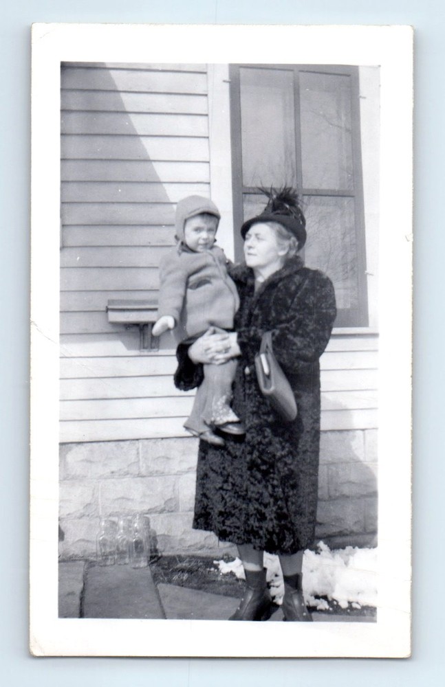 Old Vintage Photo WOMAN COAT HAT PURSE HOLDING BOY OUTSIDE HOUSE SNAPSHOT