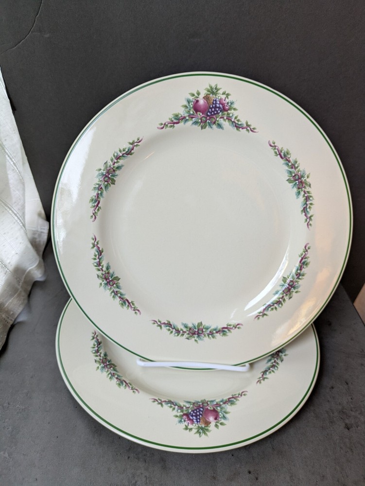 Pfaltzgraff Holly Joy 10 3/8 Christmas Dinner Plates Set of 2 USA Made