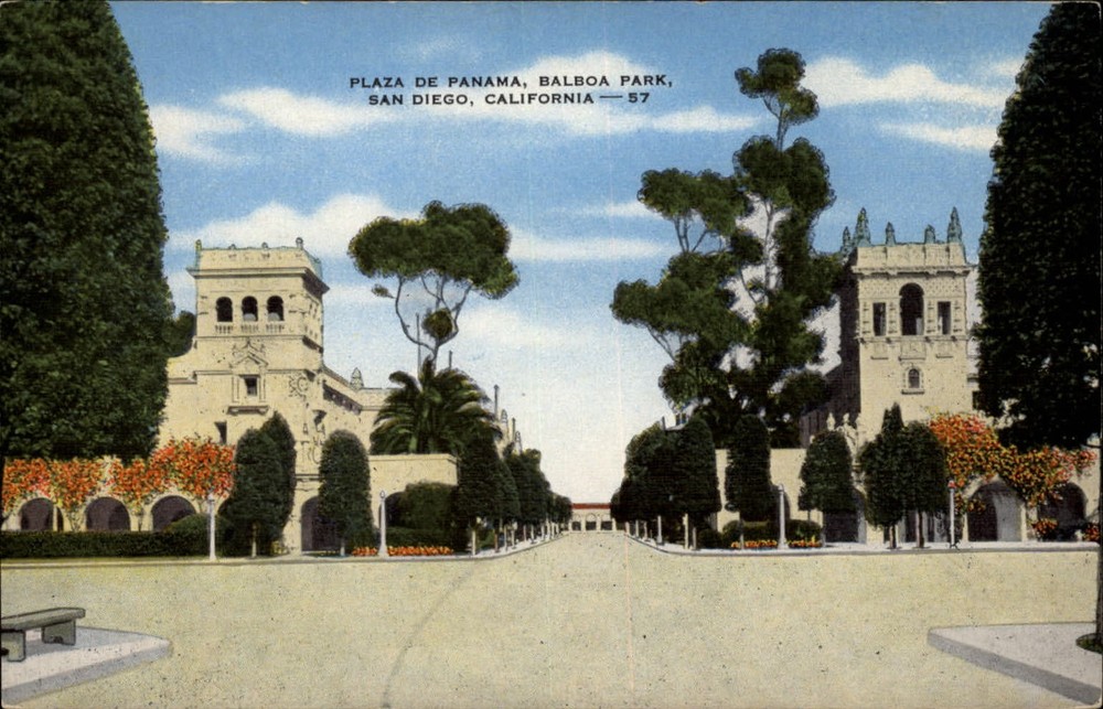 Plaza de Panama Balboa Park San Diego California ~ 1940s linen postcard