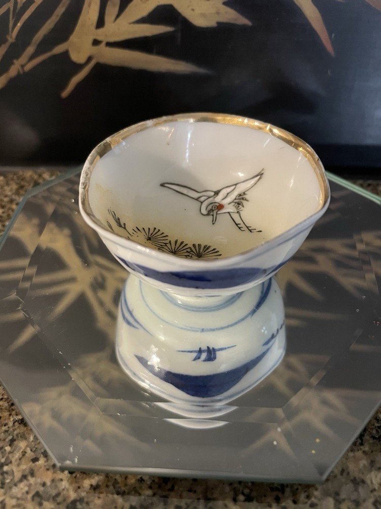 KUTANI Japanese Porcelain Ware Sake Cup Ochoko Red-headed Crane Gold Marked