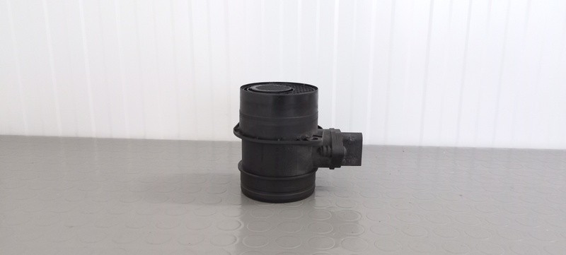 0281002461 air flow meter re Audi A4 Berlina 8E 1.9 TDI 96KW 2001 121837