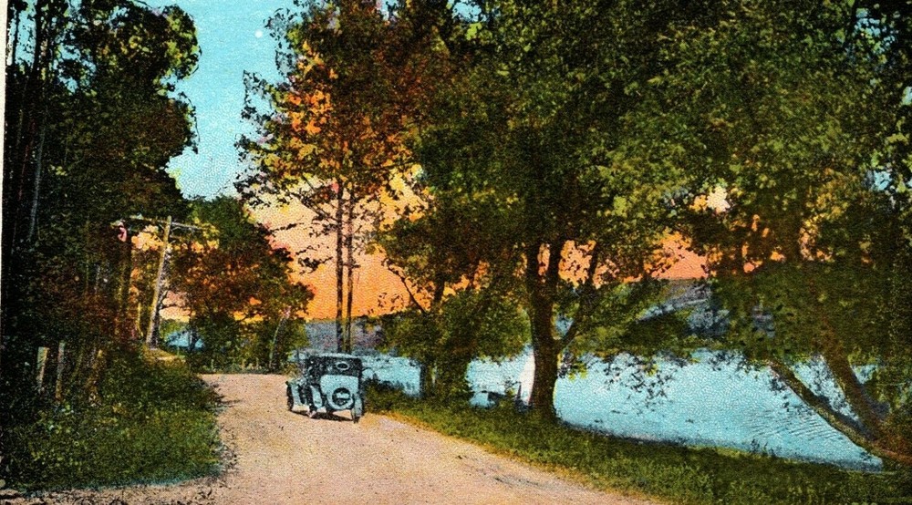 Country Road Greetings from Concordville Pennsylvania Vintage NYCE Postcard