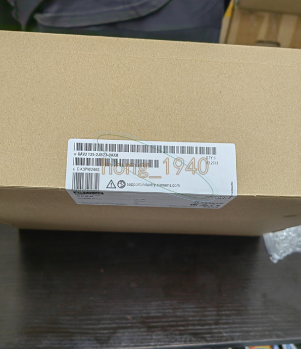 ONE NEW Siemens 6AV2125-2JB23-0AX0 6AV2 125-2JB23-0AX0 Touch Screen