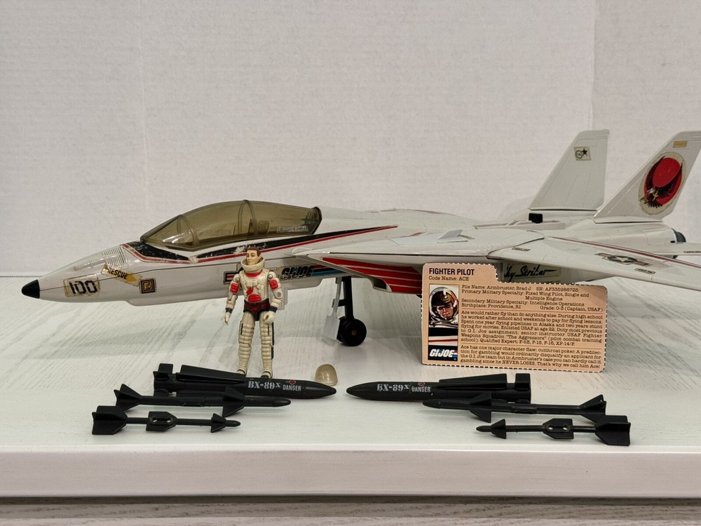 1983 GI Joe Skystriker XP-14F Combat Jet with Ace Figure-image