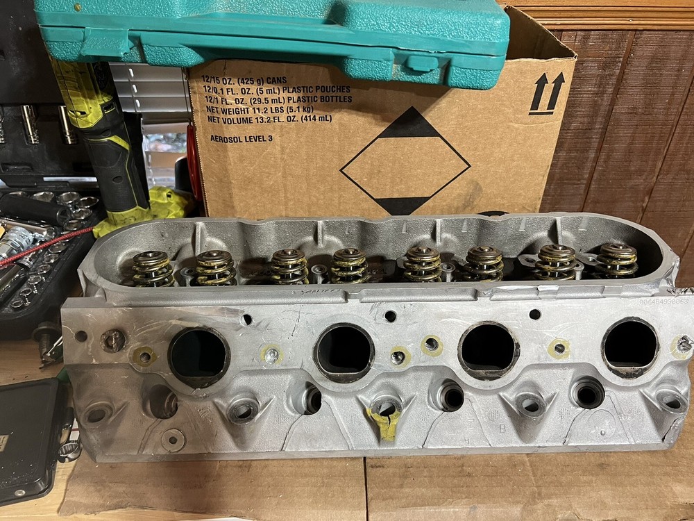 2011 C6 Corvette Grand Sport LS3 RH Cylinder Head 0821 DAMAGED