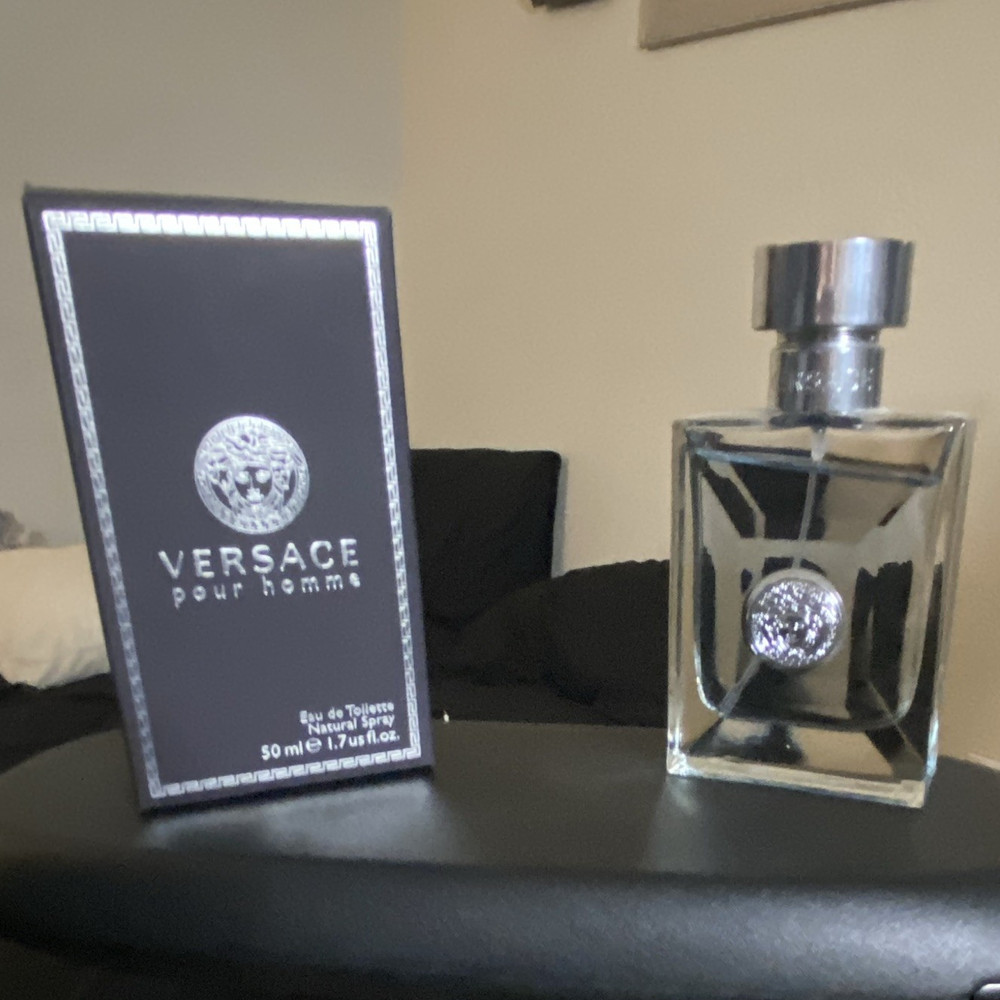 Versace Pour Homme Eau de Toilette Spray 1.7 fl oz Regular Size