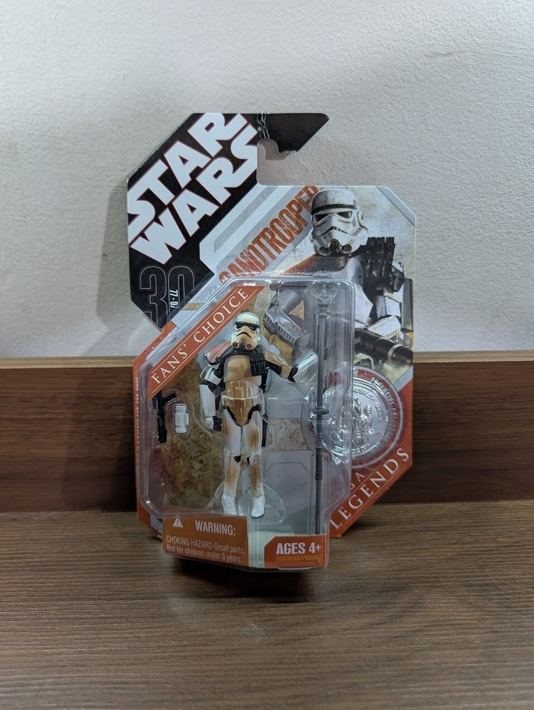 Hasbro 2007 Star Wars Saga Legends Sand Trooper 30Th Anniversary Coin Damaged