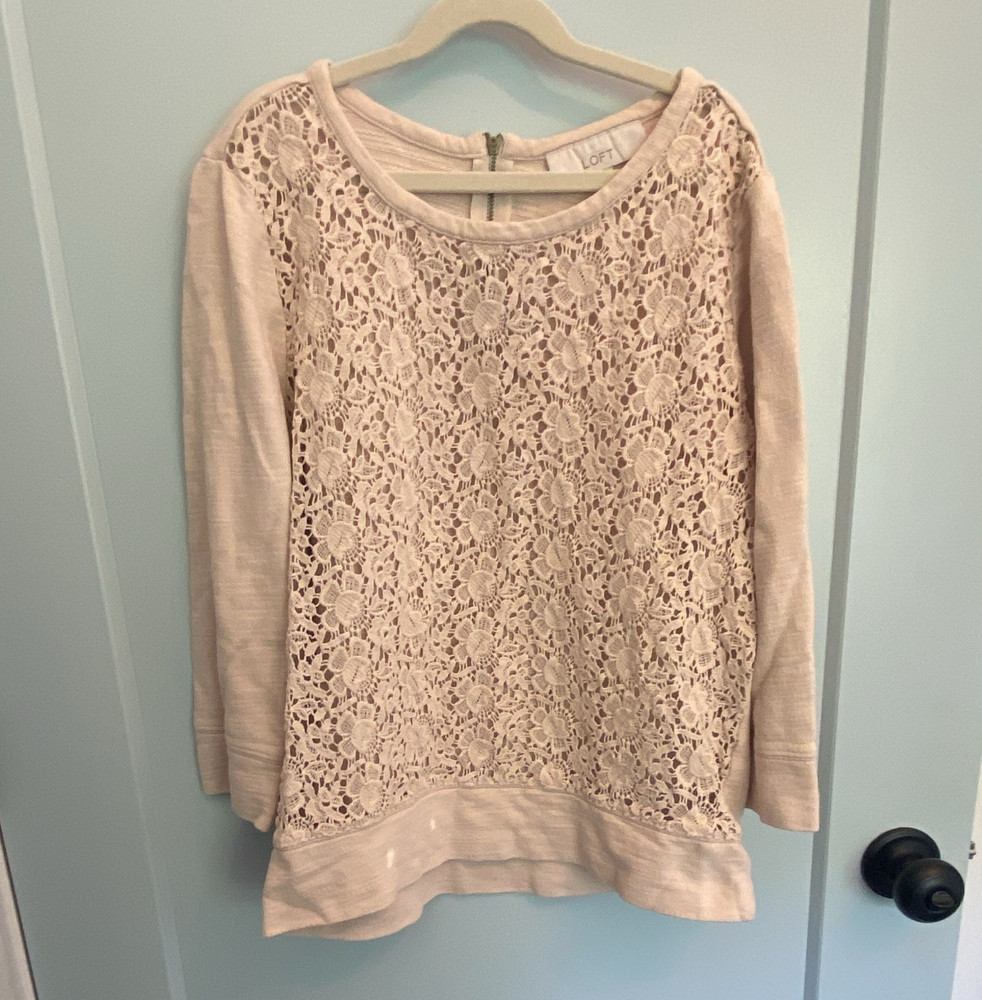 LOFT Women’s Top Size S Beige Solid Scoop Neck Long Sleeve Lace Zip