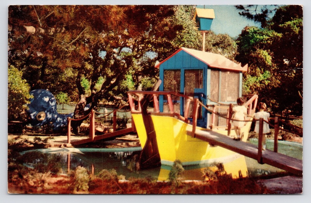 1950s~Childrens Fairyland~Theme Park~Noah's Ark~Oakland CA~Vintage 50s Postcard