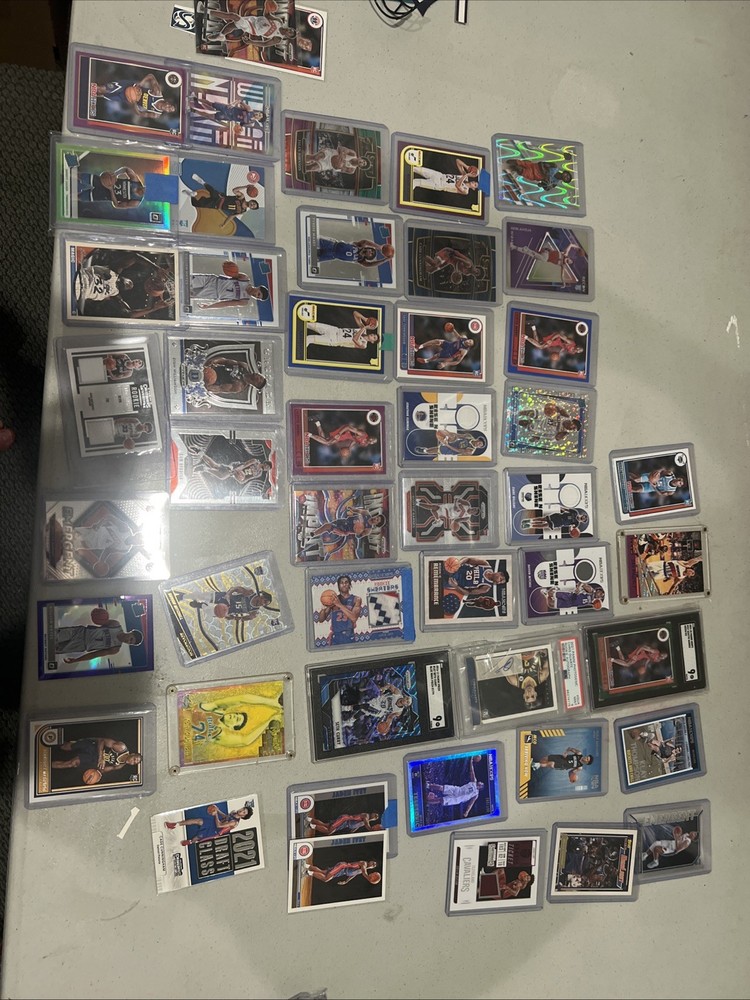 Huge Lot Of Basketball Cards Autos Memorabilia Rookies Numbered