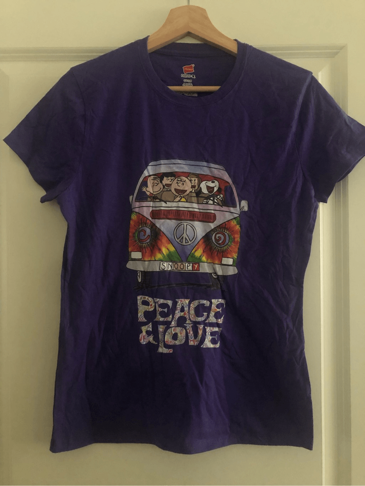 Charlie Brown Peace and Love Women's T-shirt size Small
