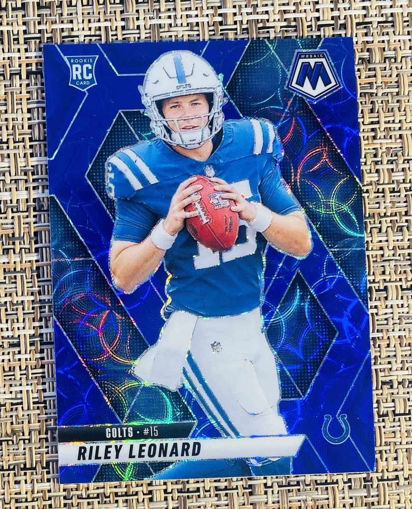 2025 Panini Mosaic #372 Riley Leonard Blue Scope Prizm Rookie RC Colts