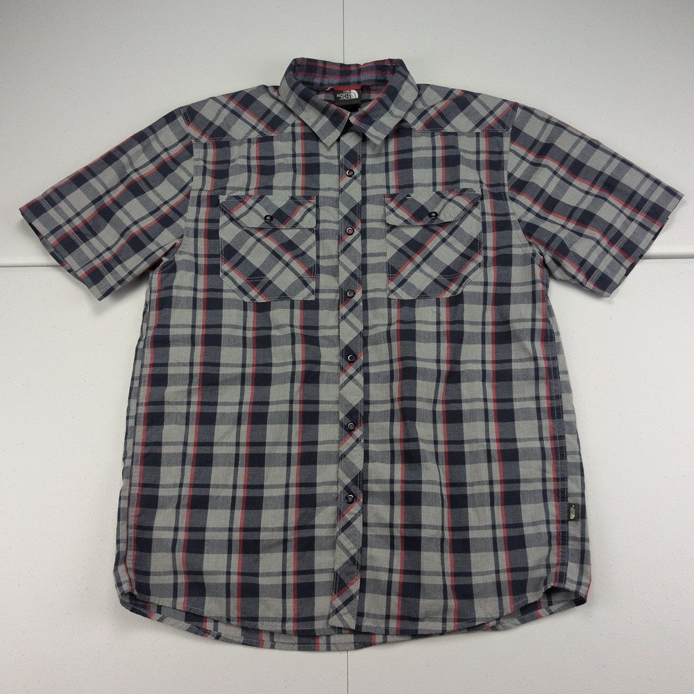 The North Face Short Men's Size Medium Sleeve Plaid Flannel Snap Button Up Shirt