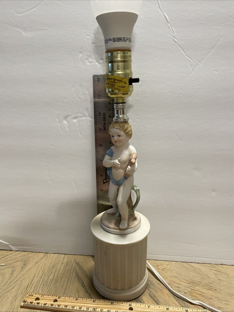 Vintage Cherub Figurine Table Lamp With On Off Switch As Shown Does Work
