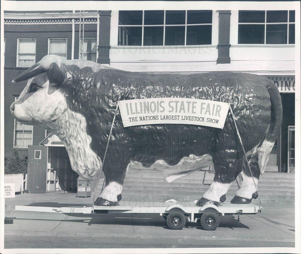 Undated Press Photo Chicago IL Iron Hereford Bull at IL State Fair - rkf10075