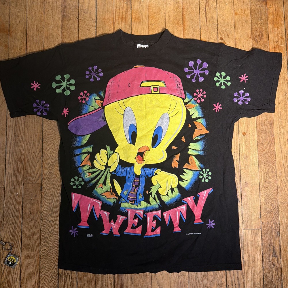 Vintage 90s 1995 Tweety Bird Warner Bros AOP T Shirt Sz XL