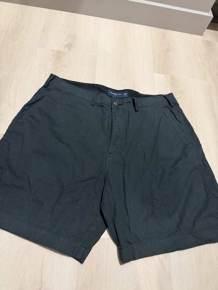 Abercrombie Men’s Stretch Linen Short 7 Inch Inseam 34 Inch Waist