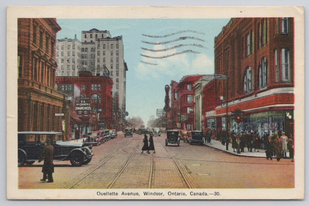 Ouellette Ave Windsor Ontario 1941 Postcard Street Scene PECO Canada