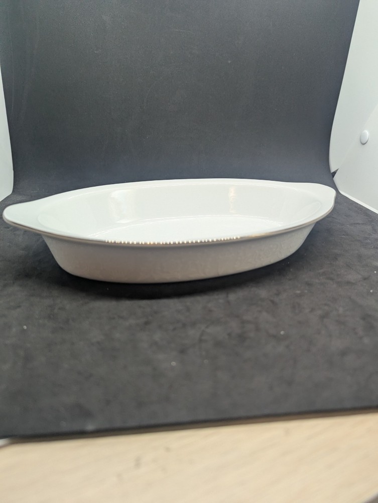 Crown Victoria Lovelace Serving Dish/Oven to Table AuGratin 10.5