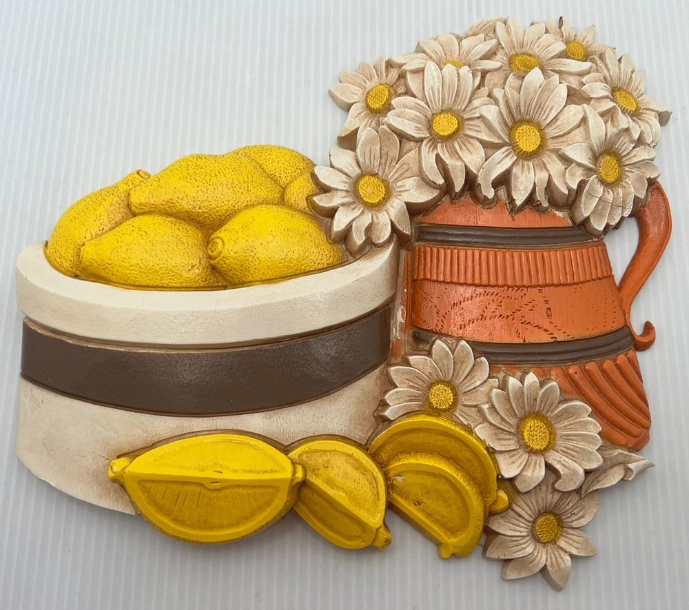 Vintage Daisies Lemons Syroco Homco Wall Plaque Retro Kitchen Yellow Brown MCM