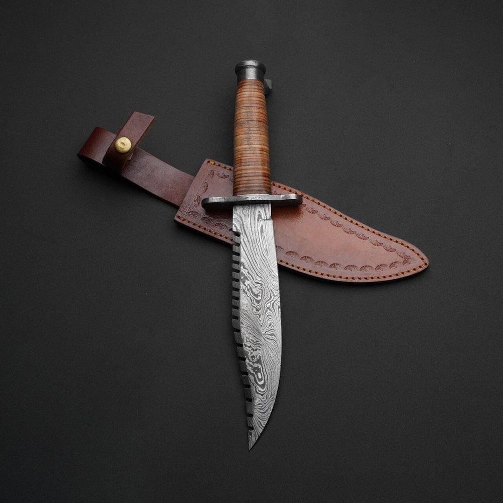 Handmade Damascus Steel Bowie Knife for Hunting Survival Tactical with Sheath