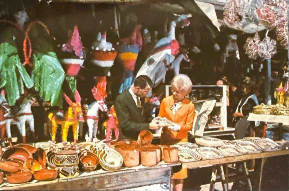 Postcard Piñata Shopping, Tijuana, Mexico Vintage