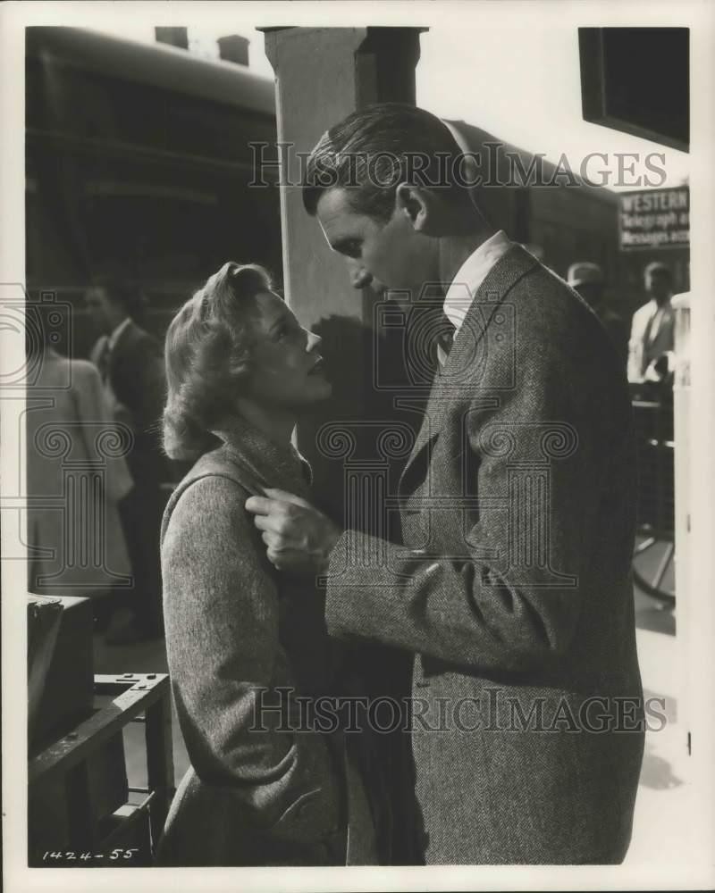 1953 Press Photo James Stewart & June Allyson In Scene From The Stratton Story
