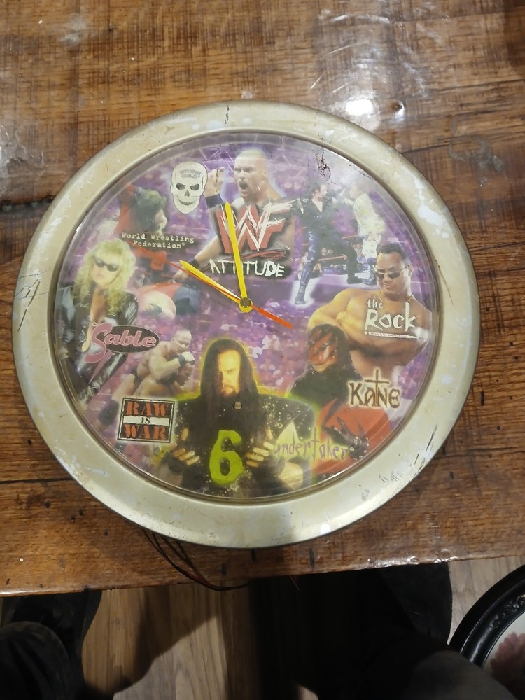 Vintage 1999 WWF Attitude Era Wall Clock MGA Entertainment The Rock Stone Cold