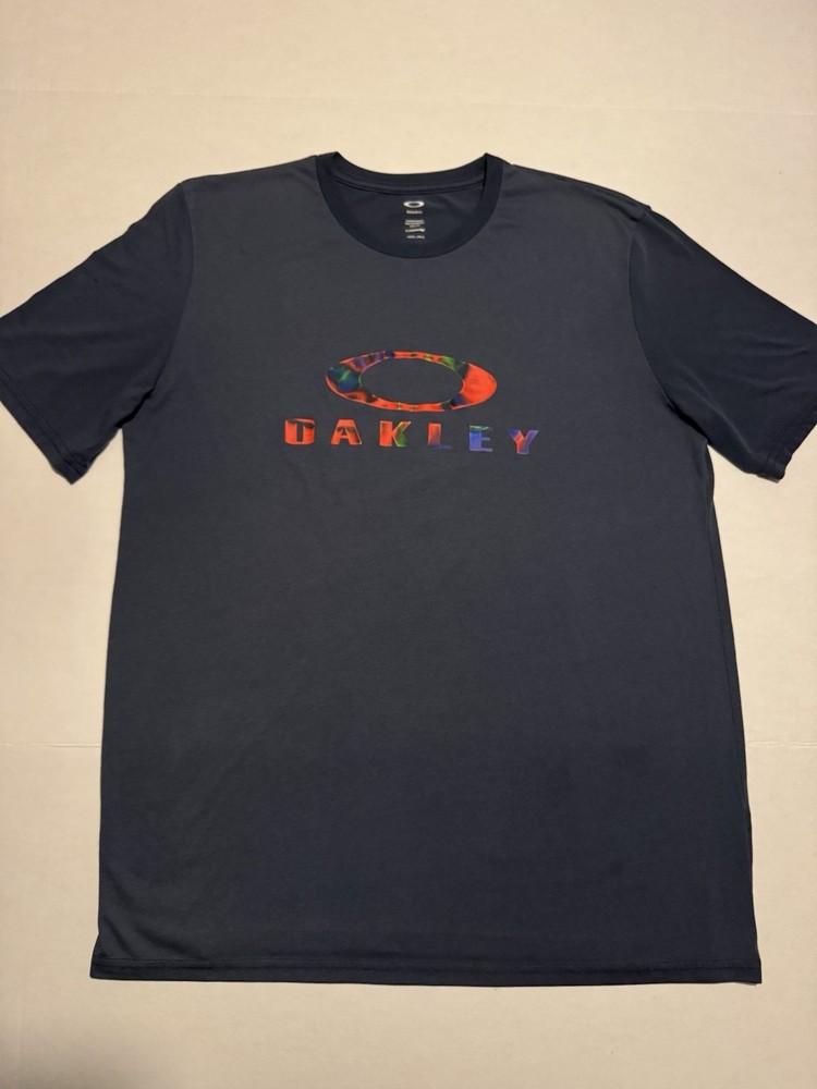 Oakley Multicolor Logo Graphic T-Shirt Men’s XL Regular Fit Navy Tee