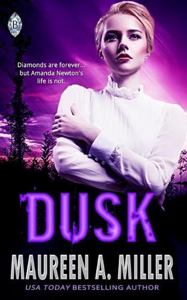 Dusk by Maureen A. Miller (English) Paperback Book