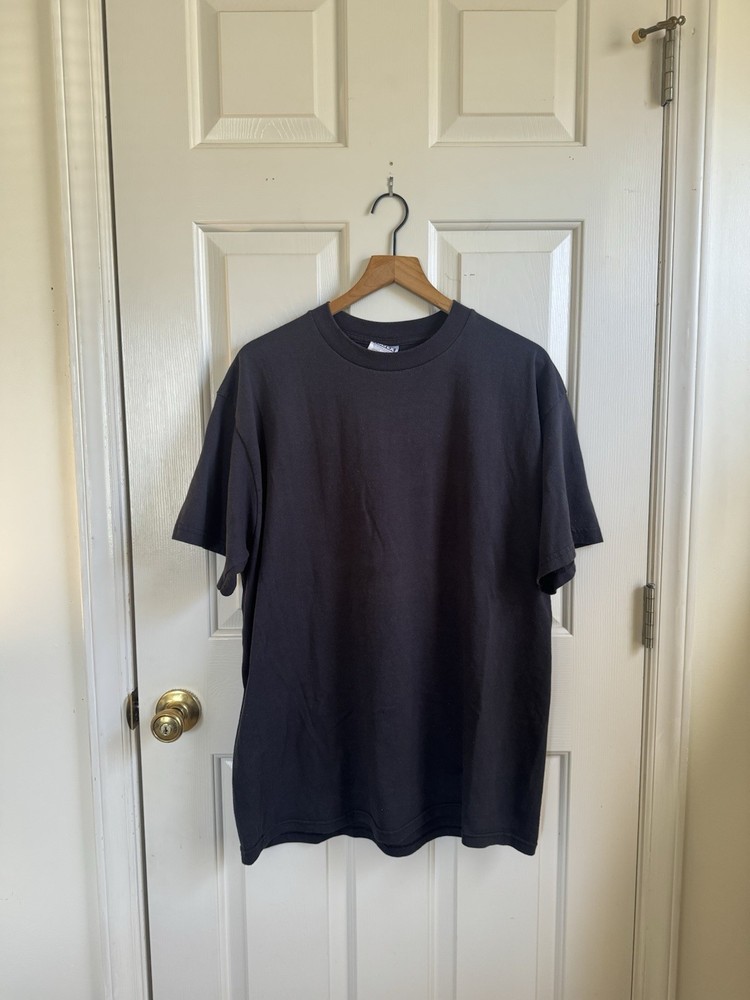 Vintage Slightly Worn In 1990s Tultex Black Blank T-Shirt Size XL
